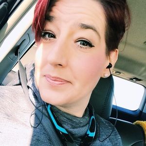 Meet your Posher, Jamie